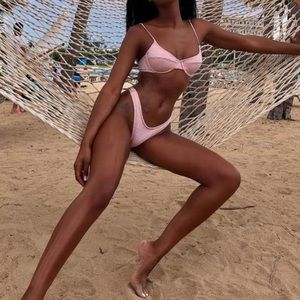 Triangl Lina Blush Set